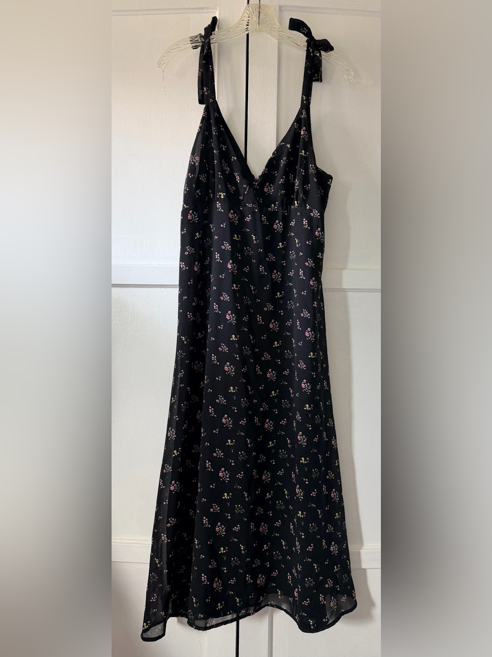 Guess Black MidiChiffon Style Dress with Pink Floral Print